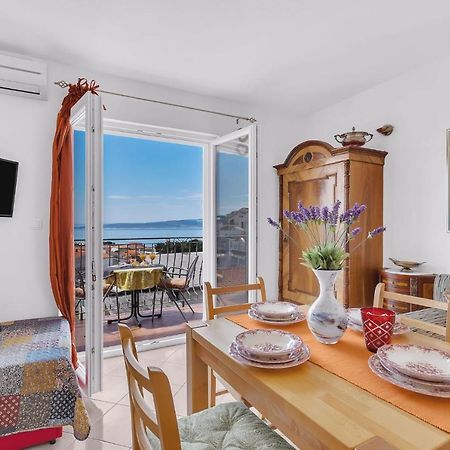 Apartments Lucija Baška Voda Екстериор снимка
